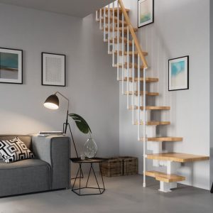 ЛМГО-85. Металло-деревянная лестница в современном стиле для подъёма на 2-й этаж