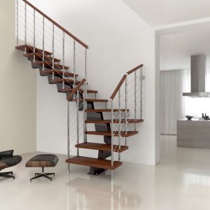 ЛМГО-90. Лофт лестница с деревянной отделкой на металлокаркасе