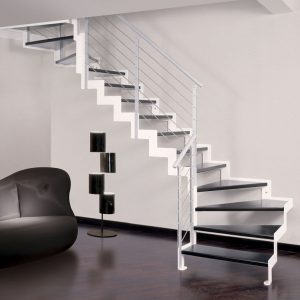 ЛМГО-110. Чёрно-белая забежная лестница из металла в современном стиле