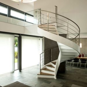 ЛМВ-10. Белая винтовая лекальная лестница из металла в стиле модерн
